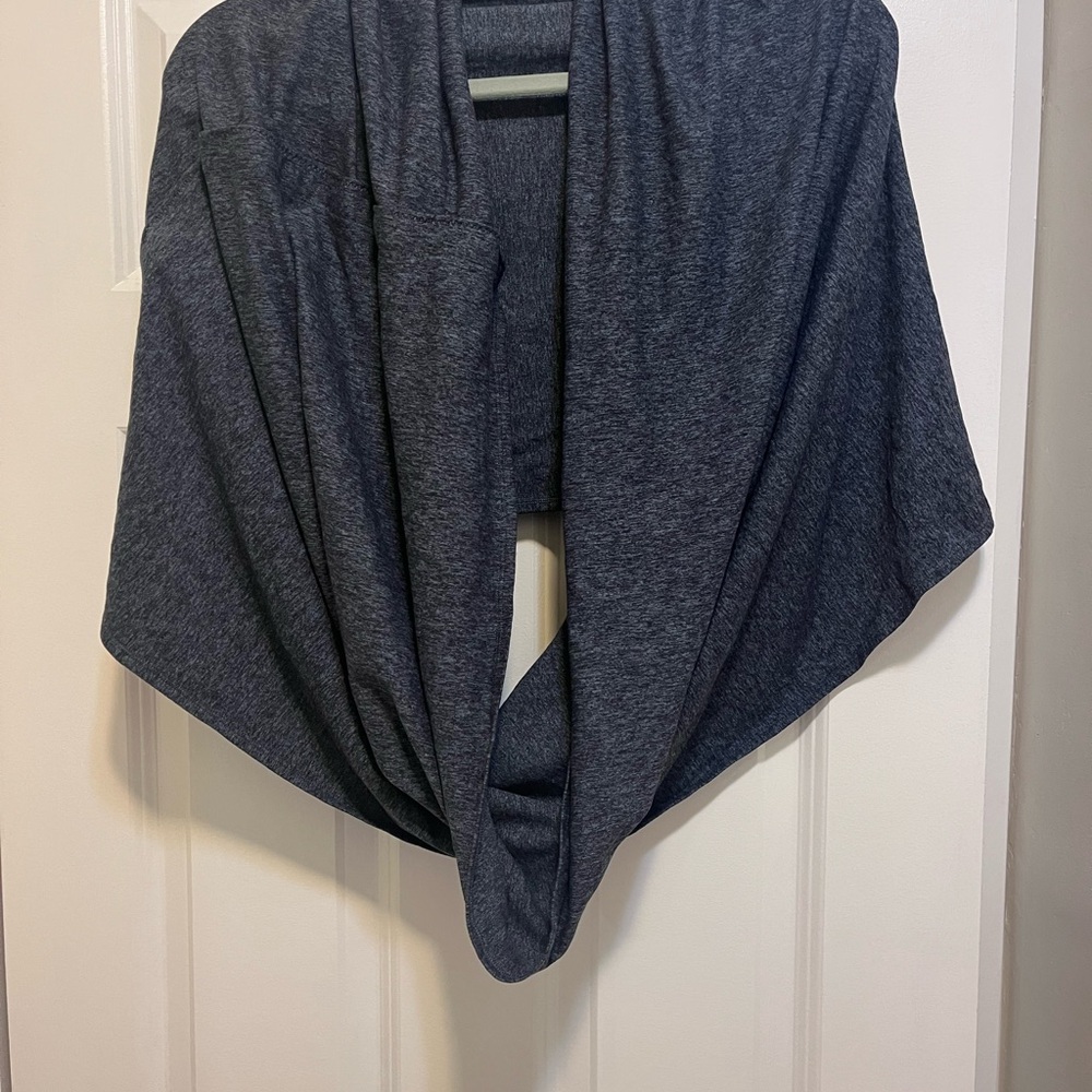 Lululemon Women’s Vinyasa wrap. Yoga, Breastfeeding, Style